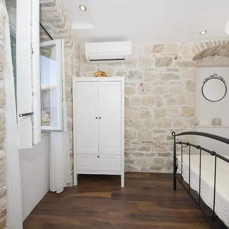 Stone Elegance Guest house Split