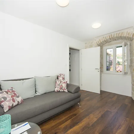Stone Elegance Guest house Split